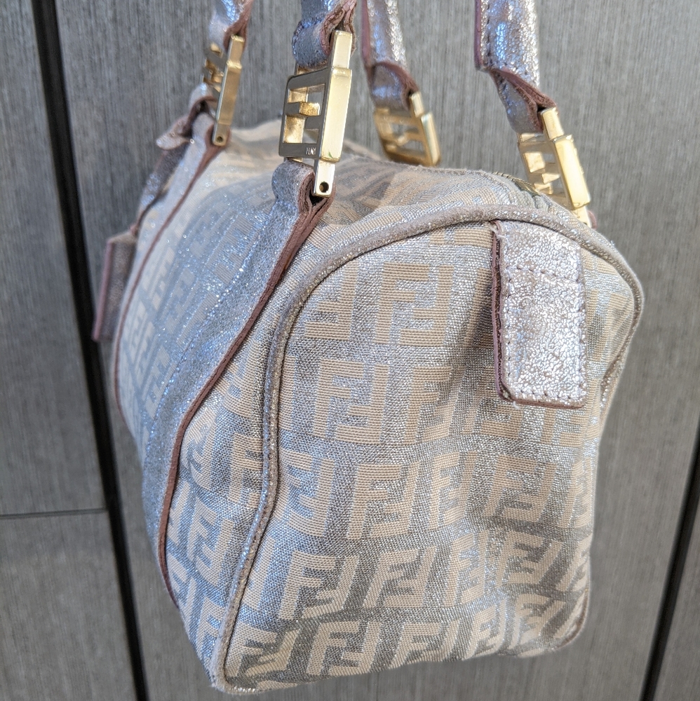Fendi: Metallic Zucchino Forever Mini Bag w/ LOCK & KEY (on Bella Hadid) *RARE* - Picture 13 of 17
